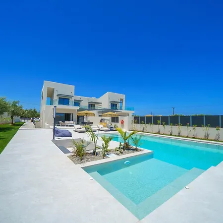 Aurea Estate Luxury - Padel Court Villa Chania (Crete)