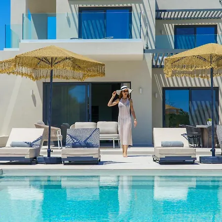 Aurea Estate Luxury - Padel Court Villa