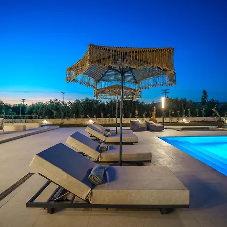 Aurea Estate Luxury - Padel Court Chania (Crete)