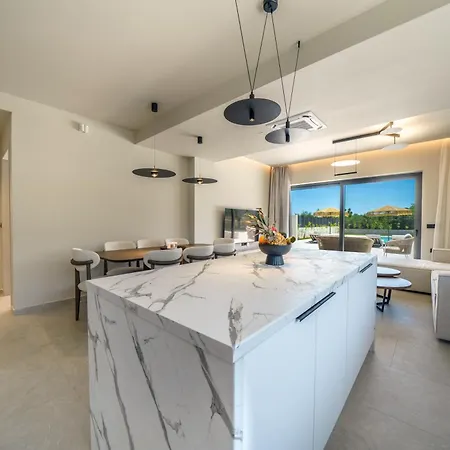 Aurea Estate Luxury - Padel Court Villa Chania (Crete)