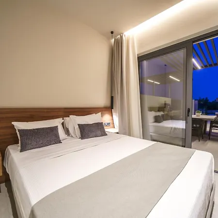 Aurea Estate Luxury - Padel Court * Chania (Crete)