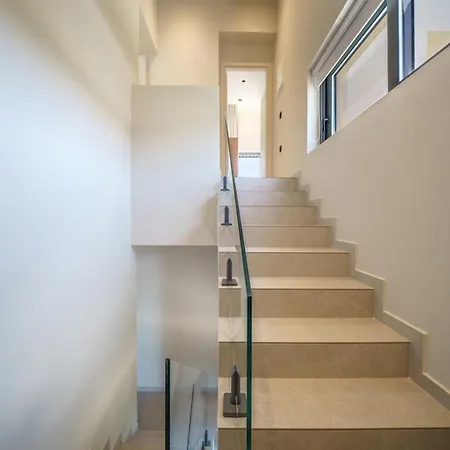 Aurea Estate Luxury - Padel Court Villa